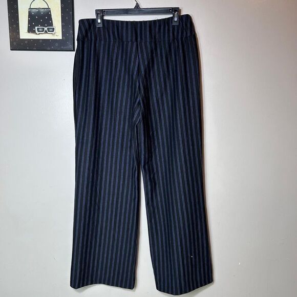 New York & Company Black and Blue Striped flare Pants - Picture 1 of 12